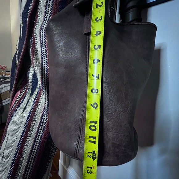 Coach Vintage Bucket Duffel Brown Leather - Picture 12 of 12
